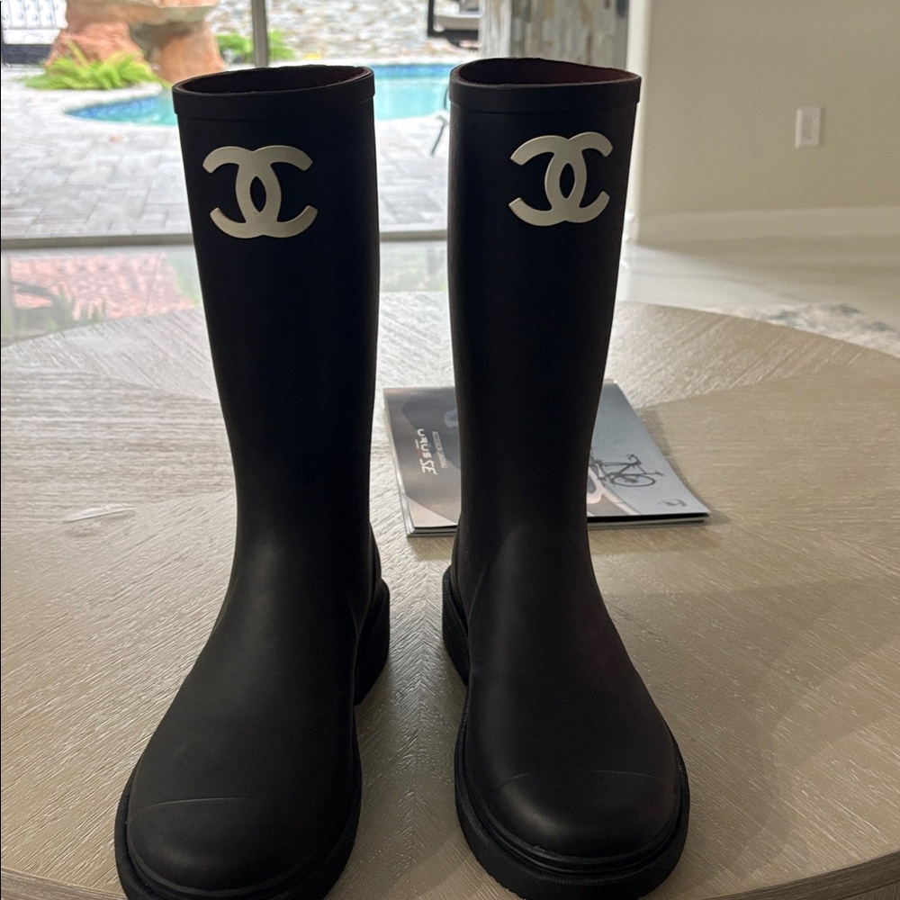 CHANEL Black Winter & Rain Boots